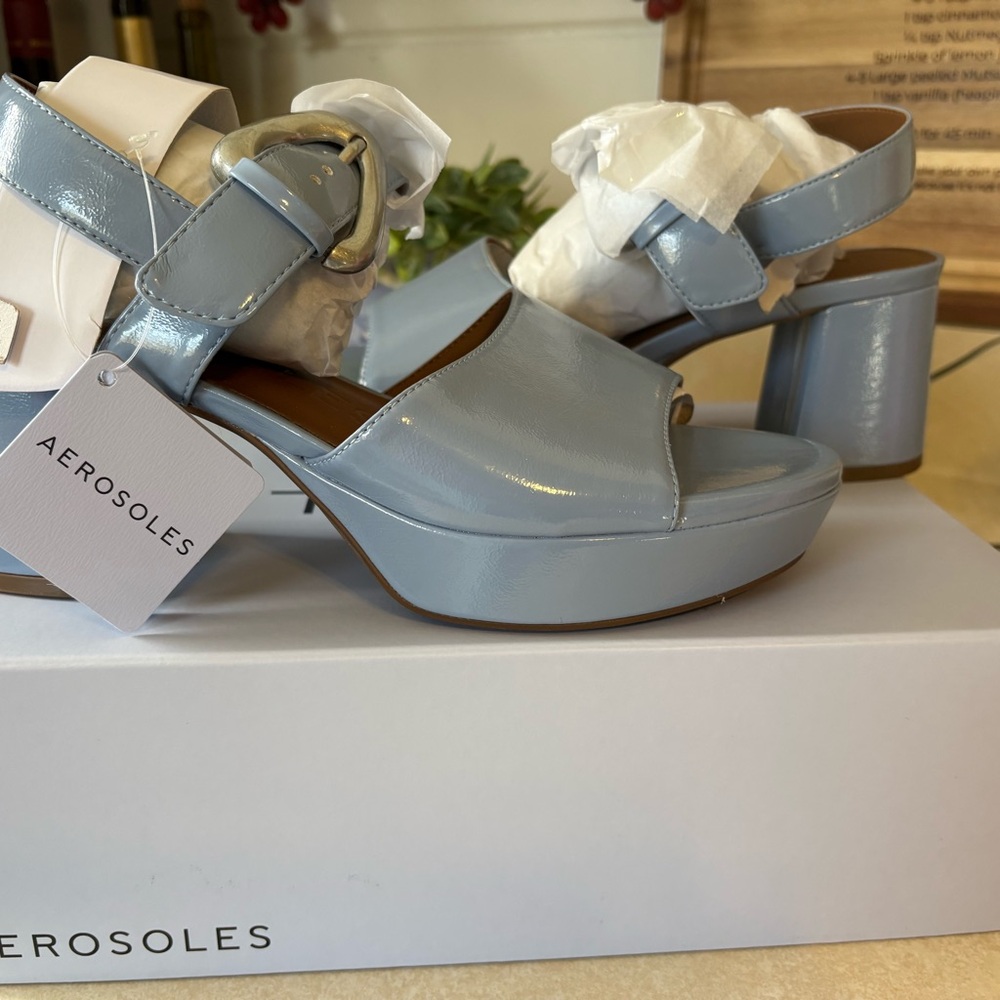 AEROSOLES Women's Light Blue Platform Sandals